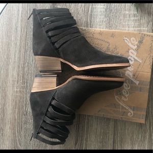 Free People Sloan Ankle BooT , size 38